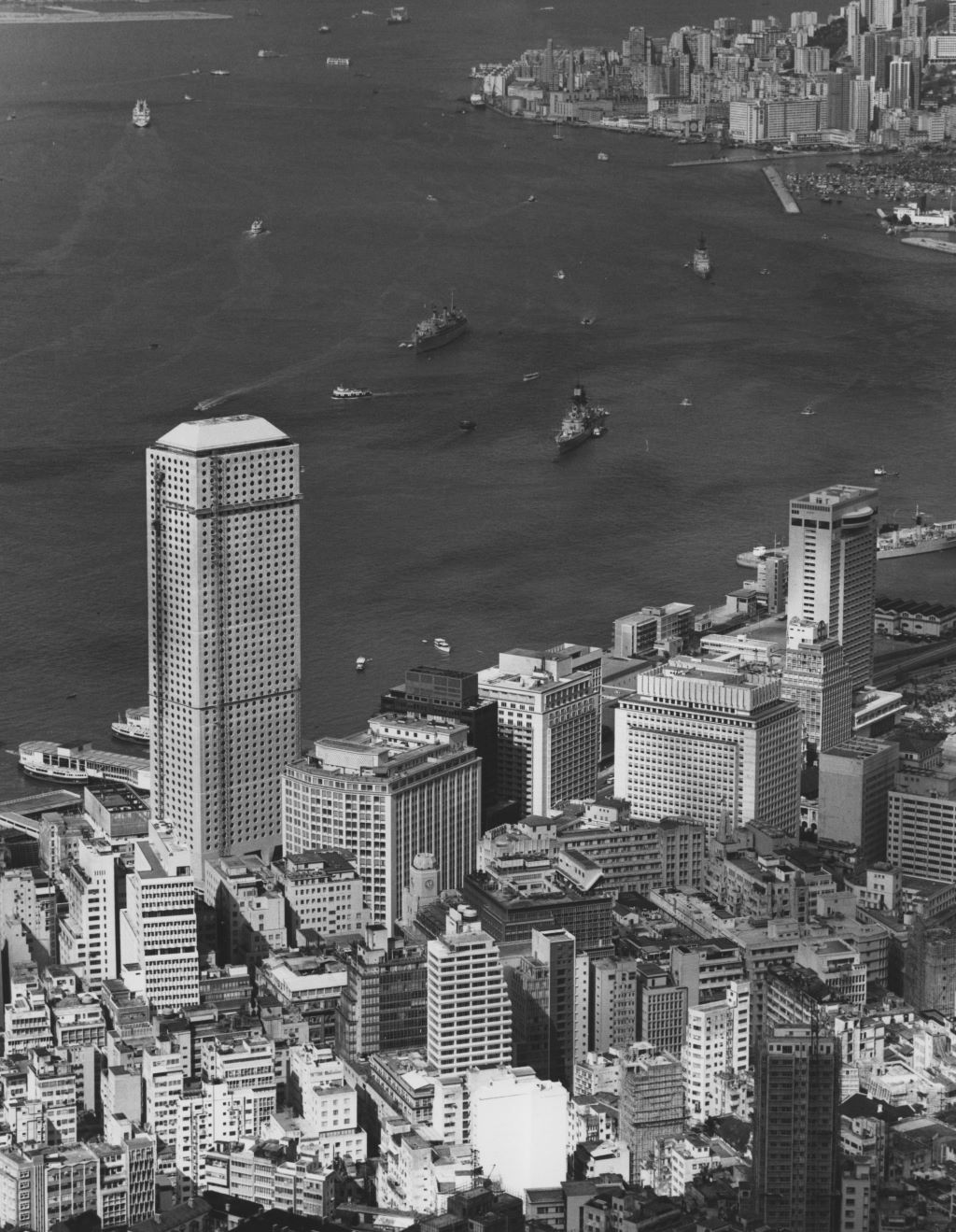 1973年落成的怡和大廈，曾是香港甚至亞洲最高大樓。