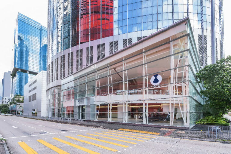 DENZA 九龍灣旗艦店正式開幕 旗艦級純電動豪華7座 MPV – DENZA D9 香港右軚版本首度矚目亮相