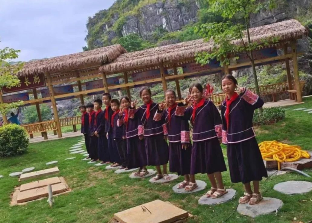 張永漢創辦的分眾基金會，多年來致力推動教育慈善工作，為更多山區孩子修築起追夢之路。