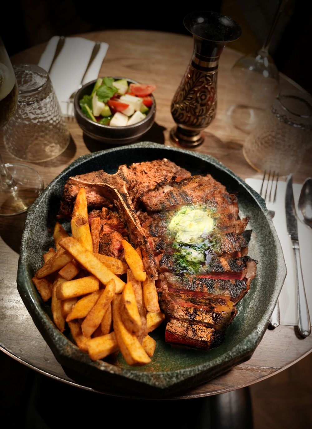 1kg T-Bone 1公斤 T 骨牛扒