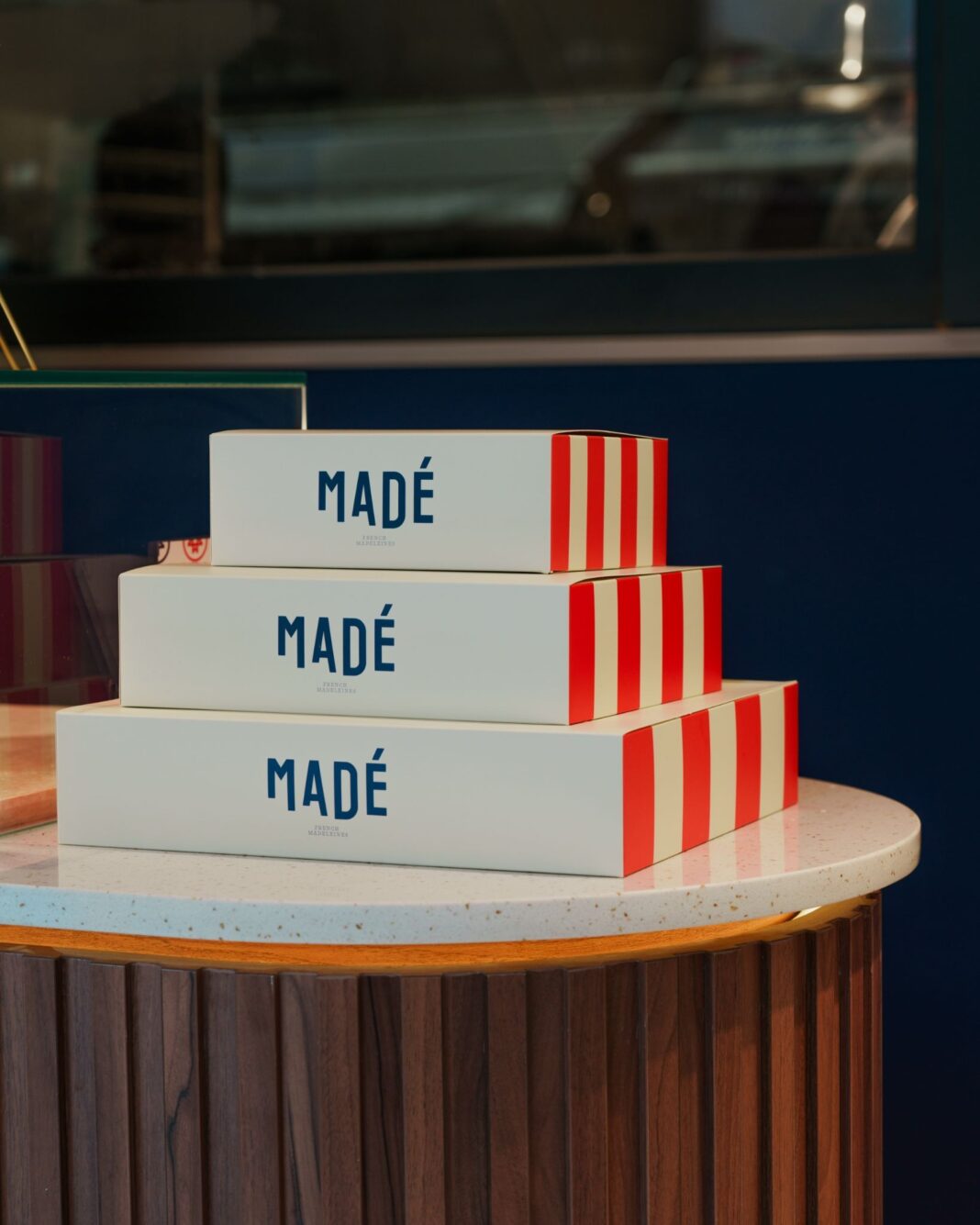 中環法式瑪德蓮專門店 MADÉ 盛大開幕 獨家訂製烤模傾注法式工藝 打造極致外酥內軟的飽滿滋味 加量升級不加價